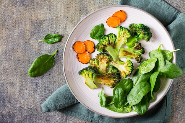 Plain steamed broccoli and spinach top the best foods for acid reflux.